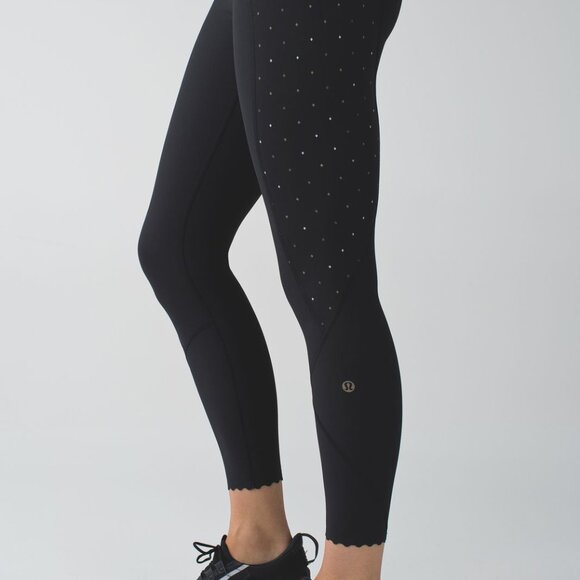 NWOT! New Lululemon Tight Stuff Tight / pant / leggings Black, gold logo reflect - Picture 1 of 11
